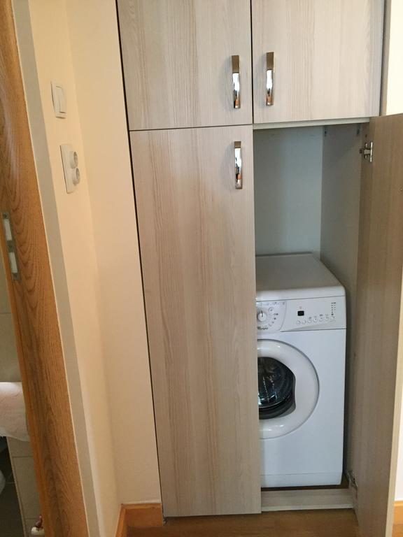 Boulevard Apartment Oradea Buitenkant foto