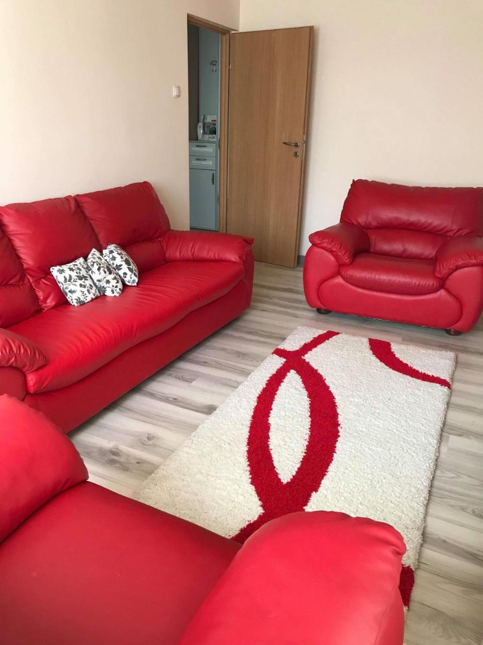 Boulevard Apartment Oradea Buitenkant foto